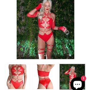 Rave/ festival wear